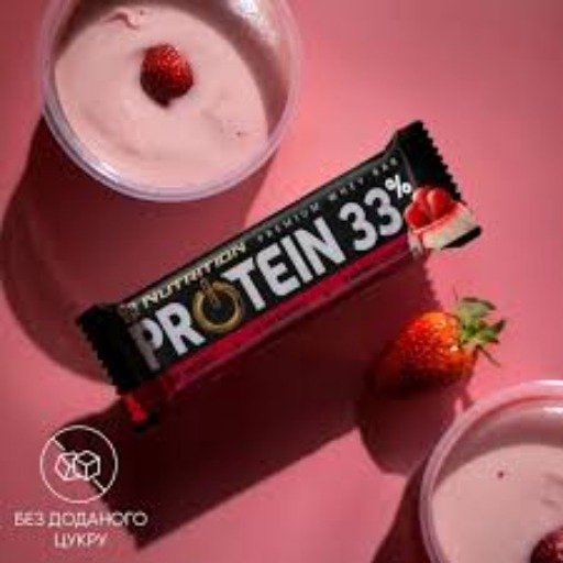 (بروتين بار) من ماركة سانتي (Sante - GO ON Nutrition Protein 33%) بنكهة الباناكوتا والفراولة
